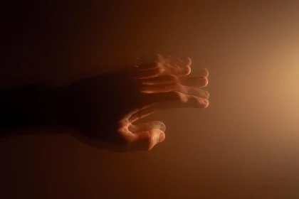 Sédation profonde ou soins de confort ? Le nouveau cadre éthique de l'accompagnement Parkinson en 2026